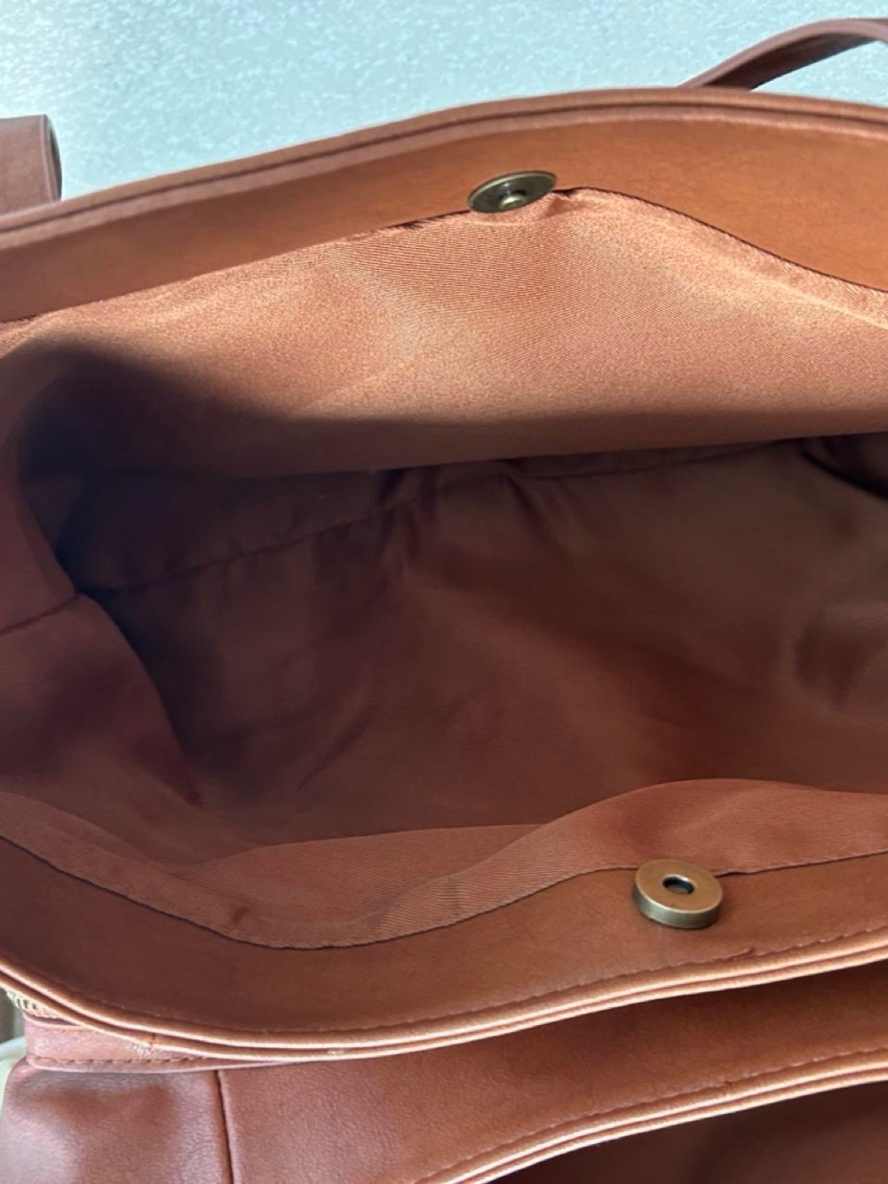 Universal Thread 3 Compartment Tote - Picture 5 of 7